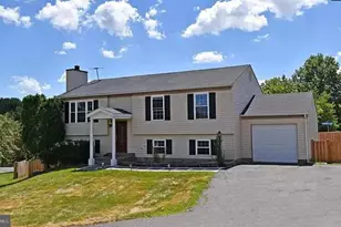 13296 Hollinger Ave, Fairfax, VA 22033 - Photo 1