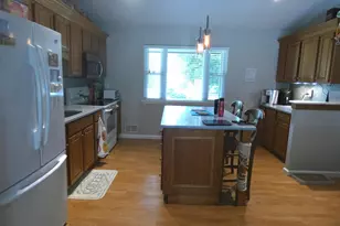 1002 Charlton Pl, Herndon, VA 20170 - Photo 3