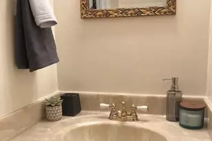 8043 Merry Oaks Ct, Vienna, VA 22182 - Photo 11
