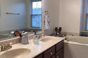 8043 Merry Oaks Ct, Vienna, VA 22182 - Photo 15