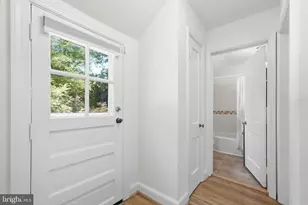 6107 Brook Dr, Falls Church, VA 22044 - Photo 31