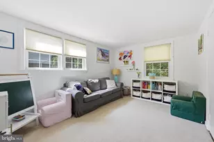 6107 Brook Dr, Falls Church, VA 22044 - Photo 19