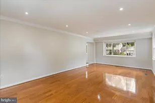 13117 Mercury Ln, Fairfax, VA 22033 - Photo 7