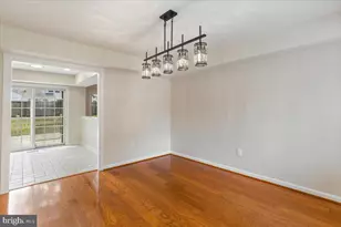 13117 Mercury Ln, Fairfax, VA 22033 - Photo 9