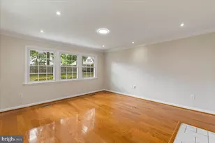 13117 Mercury Ln, Fairfax, VA 22033 - Photo 19