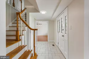 13117 Mercury Ln, Fairfax, VA 22033 - Photo 3