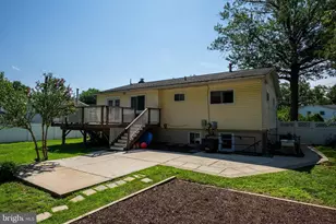 8701 Lagrange St, Lorton, VA 22079 - Photo 5