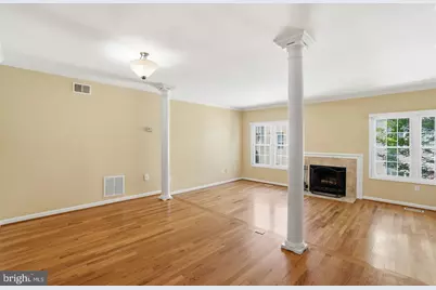2391 Hunters Square Court, Reston, VA 20191 - Photo 5