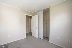2391 Hunters Square Ct, Reston, VA 20191 - Photo 13