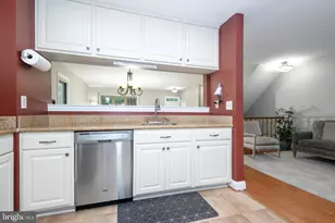 6417 English Ivy Way, Springfield, VA 22152 - Photo 13