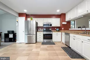 6417 English Ivy Way, Springfield, VA 22152 - Photo 15