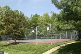 6453 Linleigh Way, Alexandria, VA 22315 - Photo 39