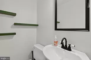 6453 Linleigh Way, Alexandria, VA 22315 - Photo 15