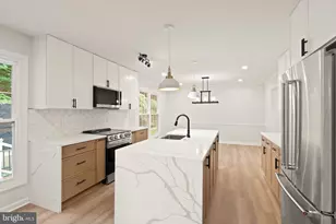 6390 Phillip Ct, Springfield, VA 22152 - Photo 23