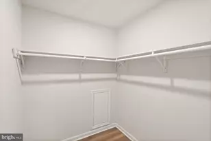 6390 Phillip Ct, Springfield, VA 22152 - Photo 45