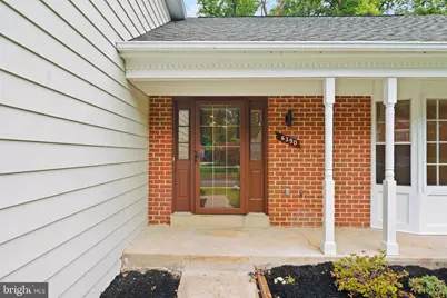 6390 Phillip Court, Springfield, VA 22152 - Photo 5
