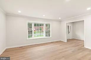 6390 Phillip Ct, Springfield, VA 22152 - Photo 11