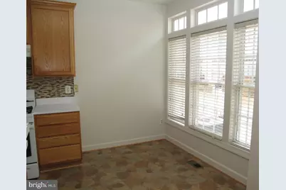 8176 Skelton Circle, Falls Church, VA 22042 - Photo 5