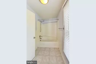 11924 Redtree Way, Reston, VA 20194 - Photo 19