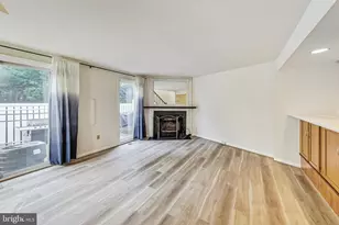 11924 Redtree Way, Reston, VA 20194 - Photo 7