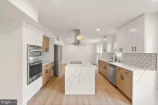 13458 Stream Valley Dr, Chantilly, VA 20151 - Photo 31