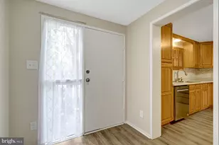 4445 Elan Ct, Annandale, VA 22003 - Photo 5
