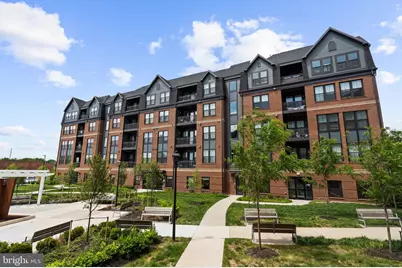3925 Fair Ridge Drive #201, Fairfax, VA 22033 - Photo 3
