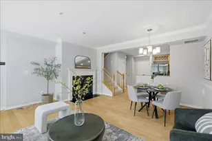 4593 Whittemore Pl, Fairfax, VA 22030 - Photo 7