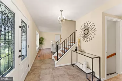 9719 Cinnamon Creek Drive, Vienna, VA 22182 - Photo 5
