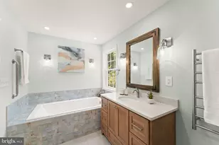 9719 Cinnamon Creek Dr, Vienna, VA 22182 - Photo 33
