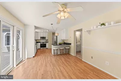 9719 Cinnamon Creek Drive, Vienna, VA 22182 - Photo 17