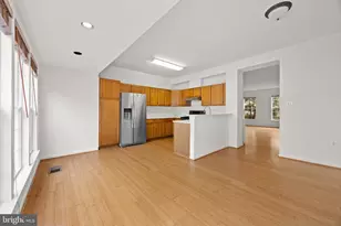 4097 Fountainside Ln, Fairfax, VA 22030 - Photo 19