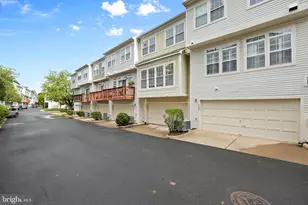 4097 Fountainside Ln, Fairfax, VA 22030 - Photo 39