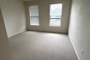 12579 Scenic Ridge Trail, Fairfax, VA 22033 - Photo 9
