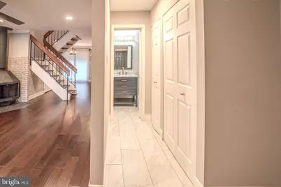12138 Captiva Court, Reston, VA 20191 - Photo 9