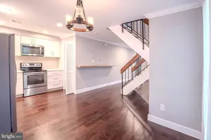 12138 Captiva Ct, Reston, VA 20191 - Photo 3