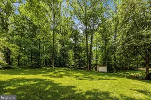 7845 Old Dominion Dr, McLean, VA 22102 - Photo 25