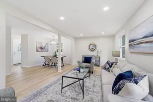 3113 Pebble Hill Ln, Fairfax, VA 22031 - Photo 5