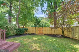 3113 Pebble Hill Ln, Fairfax, VA 22031 - Photo 29