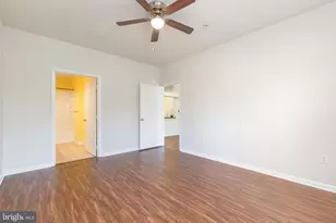 12958 Centre Park Cir, Herndon, VA 20171 - Photo 13