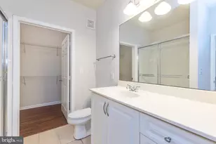 12958 Centre Park Cir, Herndon, VA 20171 - Photo 21