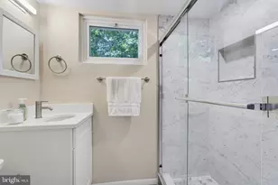 7048 Cindy Ln, Annandale, VA 22003 - Photo 29