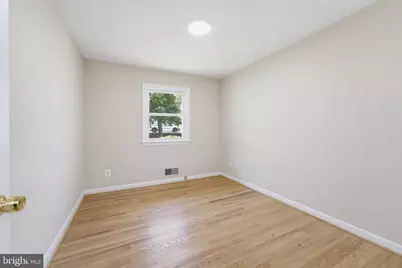 7048 Cindy Ln, Annandale, VA 22003 - Photo 15