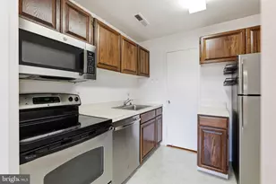 3101 S Manchester St, Falls Church, VA 22044 - Photo 15
