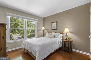 7049 Kings Manor Dr, Alexandria, VA 22315 - Photo 25