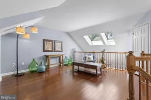 7049 Kings Manor Dr, Alexandria, VA 22315 - Photo 7