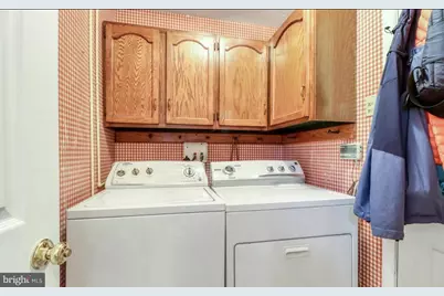 5012 Gainsborough Drive, Fairfax, VA 22032 - Photo 7