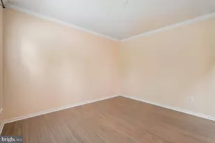 905 Royal Elm Ct, Herndon, VA 20170 - Photo 9