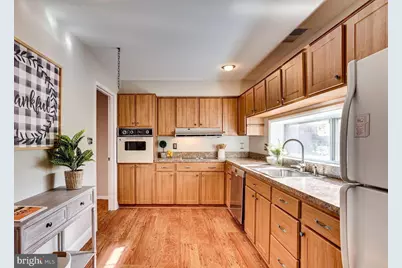 11503 Links Drive, Reston, VA 20190 - Photo 3