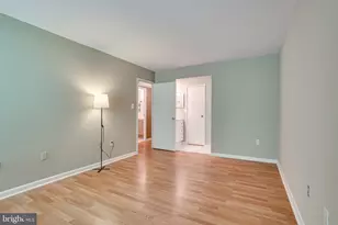 2210 Springwood Dr, Reston, VA 20191 - Photo 17